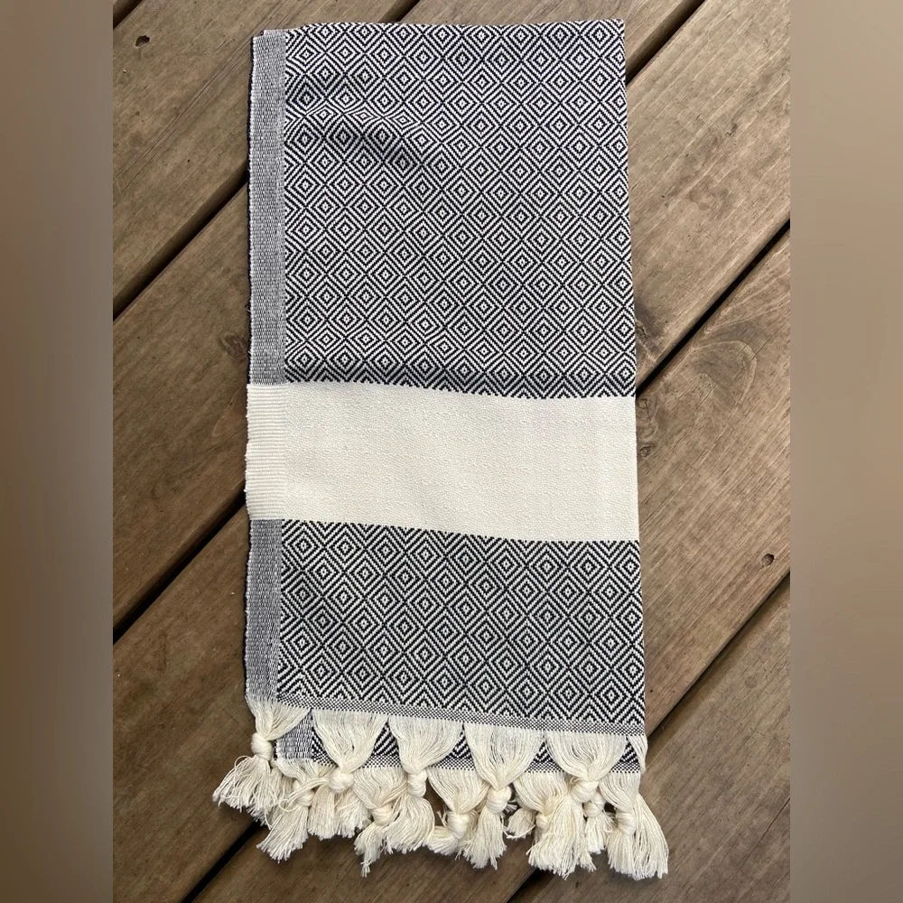2 Turkish Organic Cotton Dish Towels or Bathroom Hand Towels Soft Absorbent NWOT